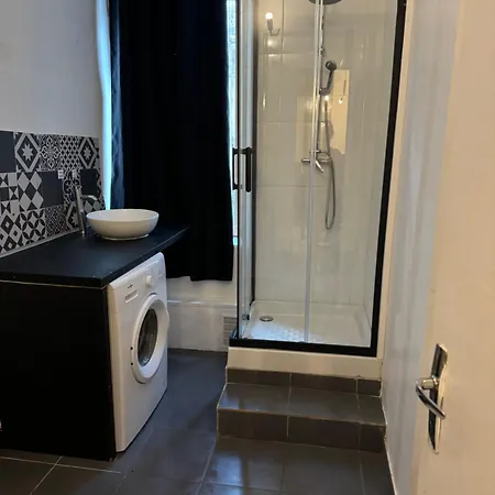 Et Son Jardin A Fac De Droit *