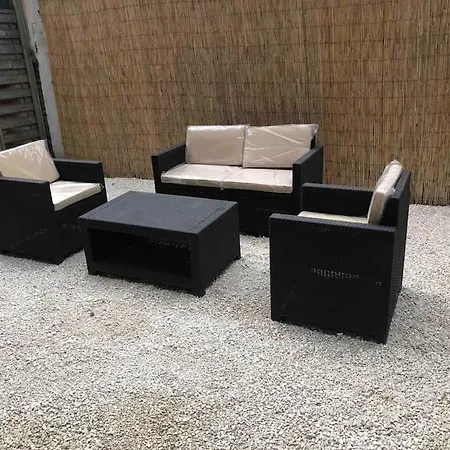 Appartement Et Son Jardin à Fac De Droit *